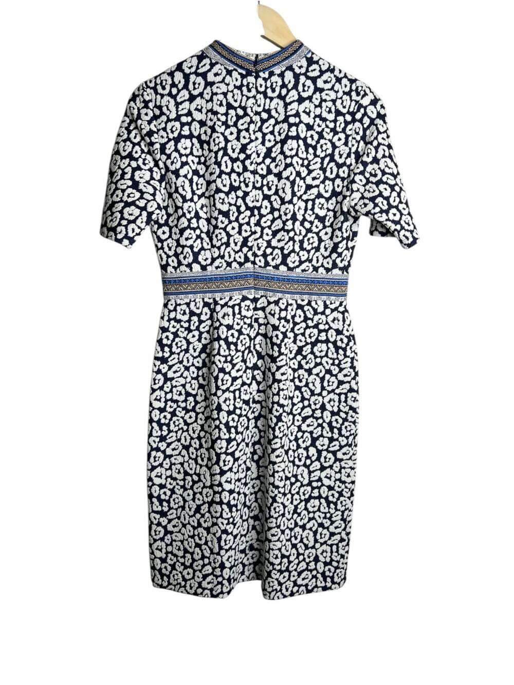 J.McLaughlin Kyrie Size 2 Dress Navy Bermuda Blue Geo Cheetah Short Sleeve - Picture 4 of 5